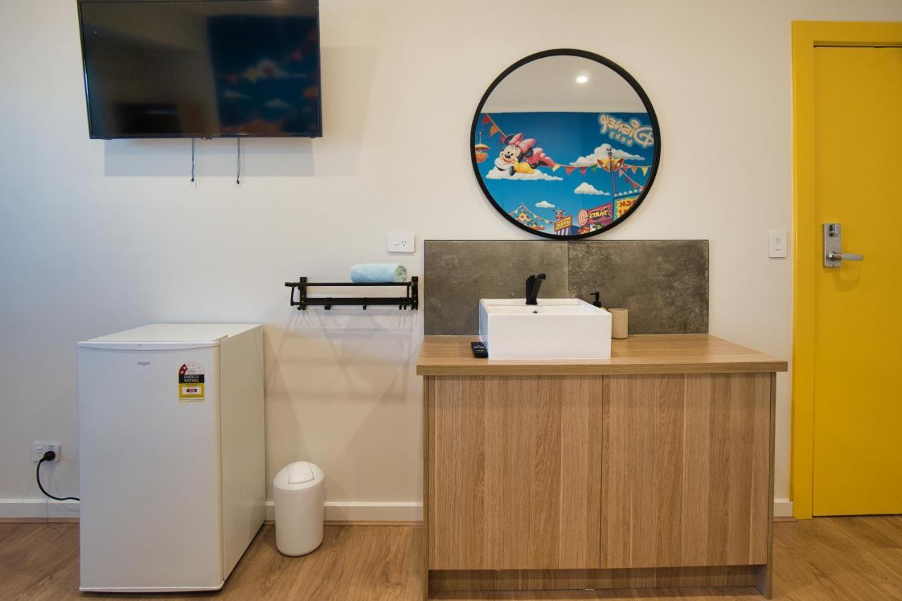 Dreamy Stays Accommodation - Private Rooms With Shared Bathrooms Adelaide Eksteriør bilde