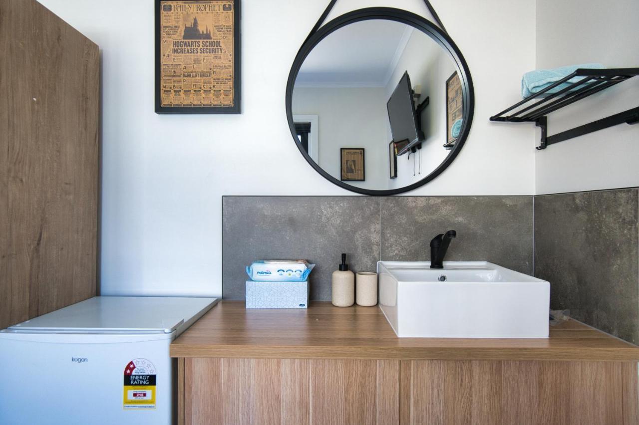 Dreamy Stays Accommodation - Private Rooms With Shared Bathrooms Adelaide Eksteriør bilde